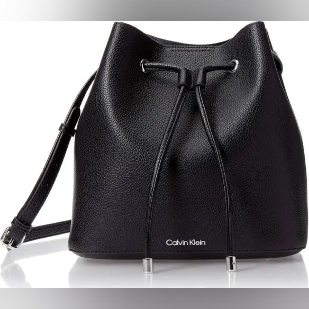 Calvin Klein Women's Gabrianna Novelty Bucket Bag NWOT